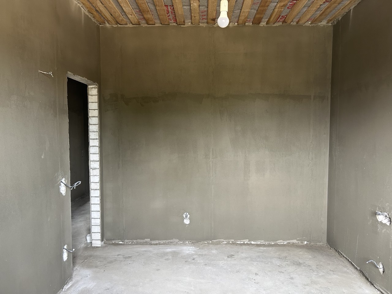 Пример механизированной штукатурки в квартире, Берёзовка